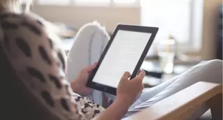 El Ayuntamiento facilita el autorregistro en el servicio de préstamo de libros electrónicos en eBookPozuelo para hacer más llevadera la cuarentena