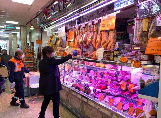 La alcaldesa de Pozuelo se dirige por carta a empresarios y comerciantes de la ciudad para informarles sobre la Fase 0