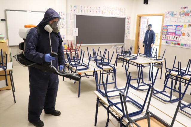 Pozuelo activa un plan especial de desinfección de los ocho colegios públicos de la ciudad