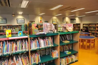 Las bibliotecas municipales de Pozuelo contarán con 3.000 nuevos libros cada año en los próximos cuatro