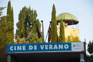 Marta González de Vega trae a las Noches de Humor en Pozuelo su versión desenfadada de Caperucita