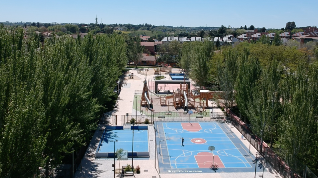 Clausuradas las pistas deportivas del parque Carlos Sainz por prevención ante un posible foco de COVID
