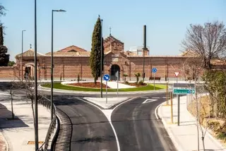 Los vecinos podrán asistir al cementerio Santo Ángel de la Guarda durante estos días, aunque se encuentre en zona restringida