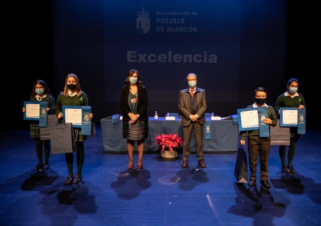 El Ayuntamiento premia la excelencia y el mérito académico de los alumnos de Primaria y Secundaria de Pozuelo