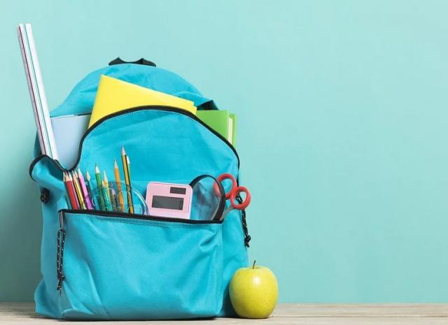 El PSOE de Pozuelo reclama el pago de las ayudas para material escolar aprobadas en Julio
