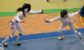 El Club Esgrima Pozuelo consigue dos victorias en la Liga Iberdrola y Ruiz de Mier llega al top 16 en el primer torneo nacional femenino