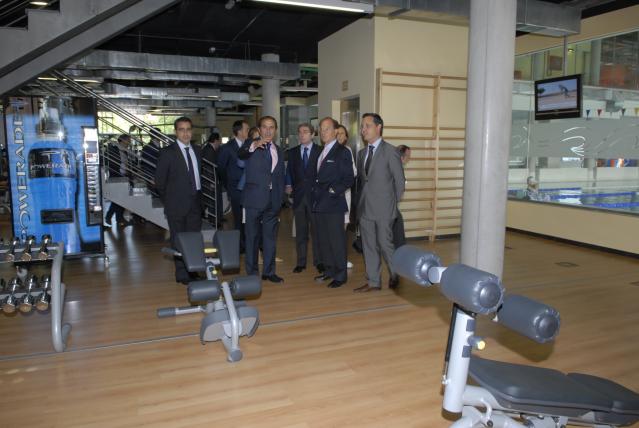 El alcalde inaugura el  Centro Deportivo Municipal Prado de Somosaguas