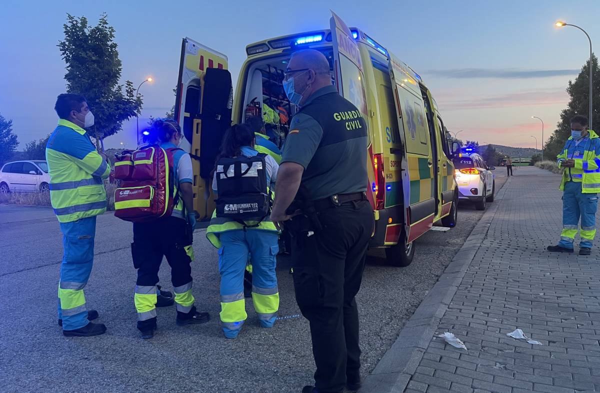 Un hombre sufre la amputación de un antebrazo mientras manipulaba una trituradora de alimentos en Villanueva del Pardillo
