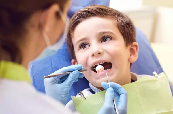 La Comunidad de Madrid cubrirá tratamientos dentales especiales para niños de entre 7 a 16 años 