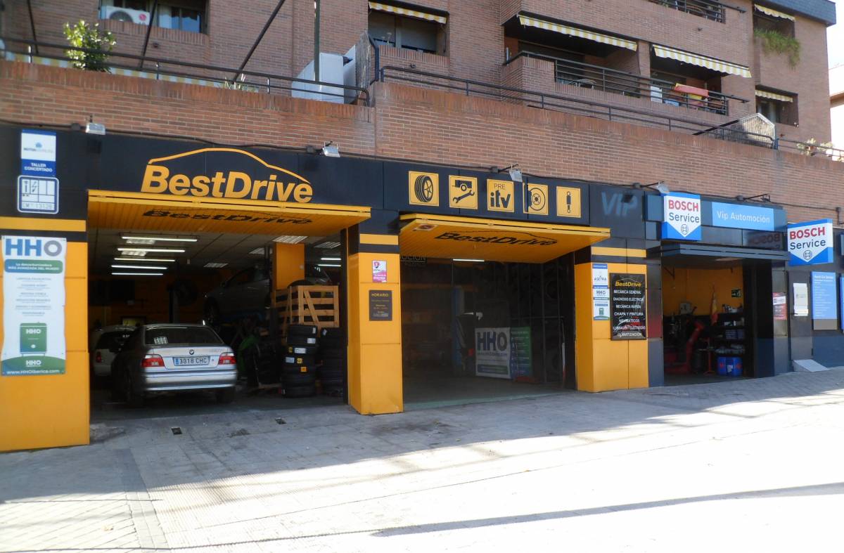 Taller histórico en Pozuelo: Vip Automoción cumple 50 años