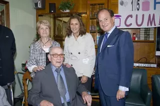 Larga vida en Pozuelo de Alarcón: El Alcalde felicita a Rafael Rubio por su 105 cumpleaños y a Cipriana Iglesias por sus 101 años