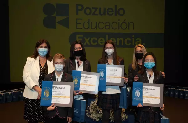 Los mejores alumnos de Pozuelo del curso pasado reciben los premios a la Excelencia y el Mérito Académico