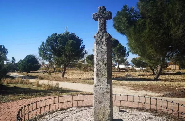 El Gobierno municipal acometerá la mejora de la zona verde de la Cruz de la Atalaya 