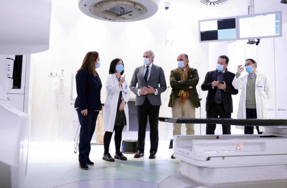 Dos hospitales públicos de Madrid instalarán los equipos de protonterapia de la Fundación Amancio Ortega 