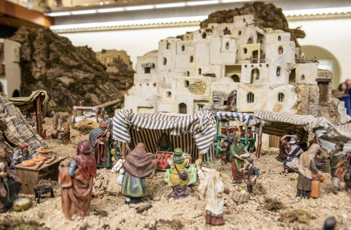 Un mercadillo, un tren, espectáculos infantiles y belenes protagonizan la programación de Navidad de Pozuelo