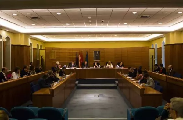 La Asociación de Vecinos por Pozuelo pide a la oposición que convoque un Pleno extraordinario