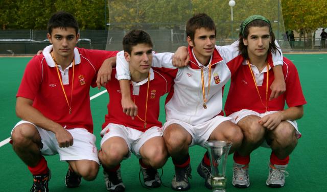 Cuatro  jugadores del Club Hockey Pozuelo se han proclamado Campeones de España de Selecciones Autonómicas  Sub 18.
