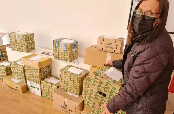 El PSOE de Pozuelo entrega la ayuda humanitaria recogida para Ucrania 