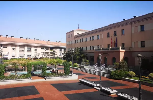 Pozuelo de Alarcón es la ciudad de más de 40.000 habitantes con la menor tasa de desempleo de la región