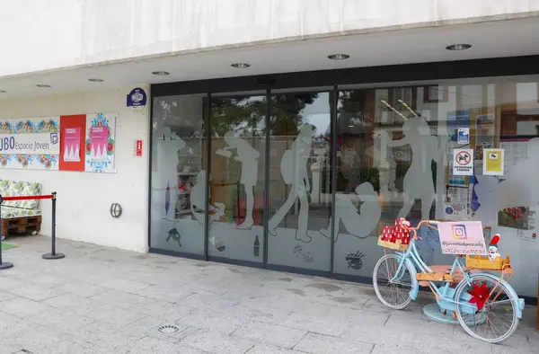 Los jóvenes pueden tramitar el Carné Joven en el CUBO Espacio Joven con el que pueden acceder a interesantes descuentos y actividades