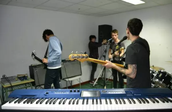 Los jóvenes de Pozuelo pueden solicitar locales de ensayo en el CUBO Espacio Joven