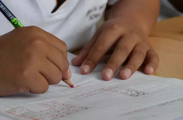 El PSOE de Pozuelo propone aumentar el horario de los colegios