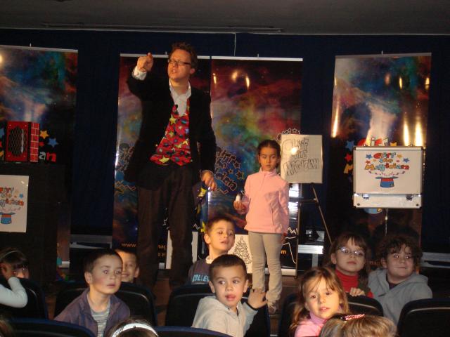 Christmas Party , Christmas is magic para los escolares de Pozuelo