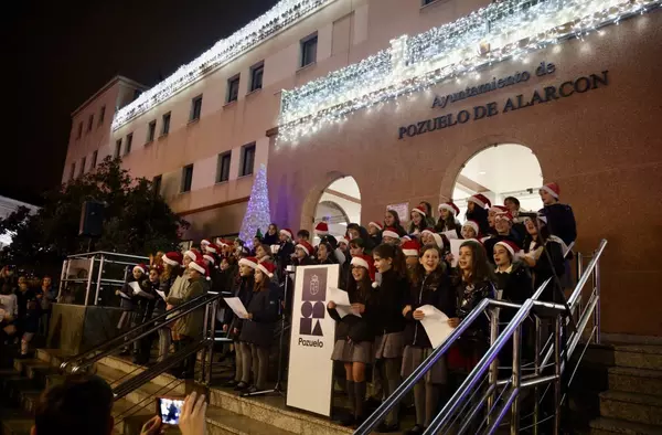 Pozuelo estrena la Navidad con el tradicional encendido de luces navideñas