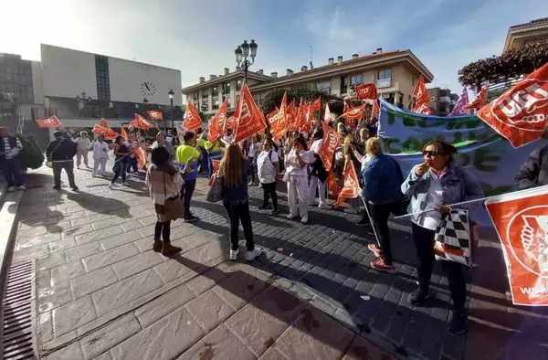El PSOE de Pozuelo denuncia que el personal de la contrata de limpieza del Ayuntamiento no ha cobrado