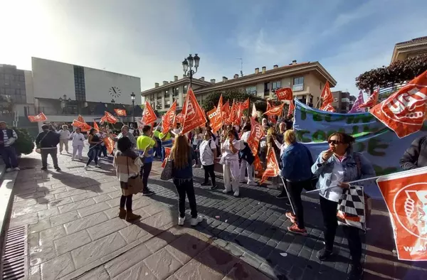 El personal de limpieza municipal de Pozuelo vuelve a salir a la calle para exigir soluciones urgentes ante el retraso en las nóminas