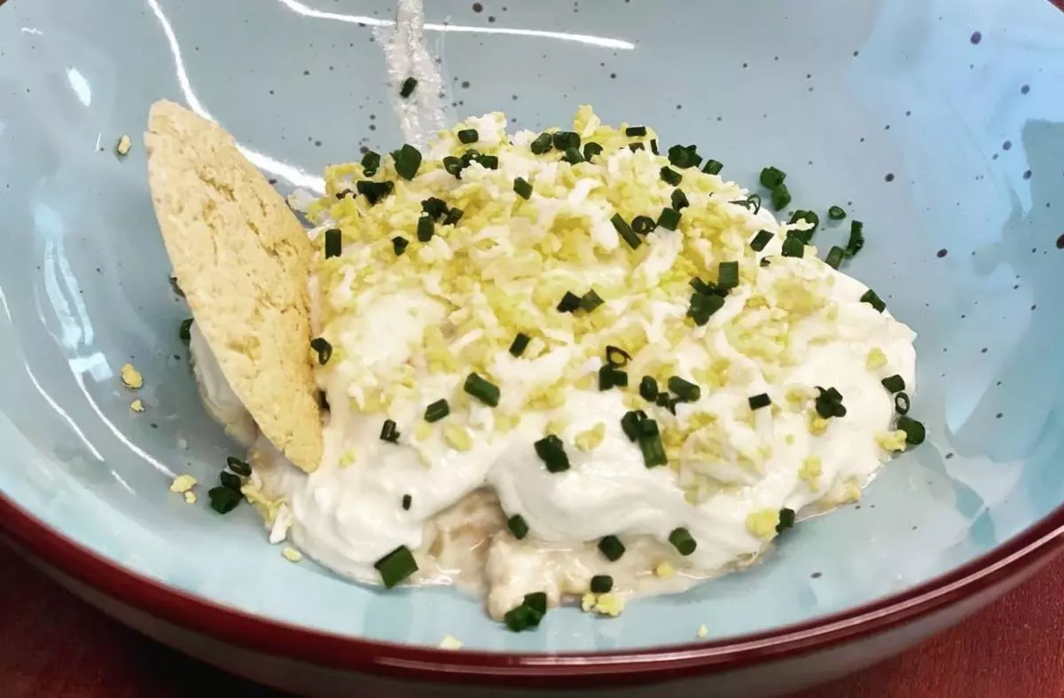 La cocina del Palacio acoge la presentación de la ensaladilla madrileña: descubrimos la receta