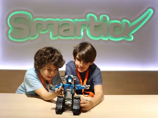 Smartick lab: Campamentos de programación y robótica en Pozuelo para mentes inquietas y creativas