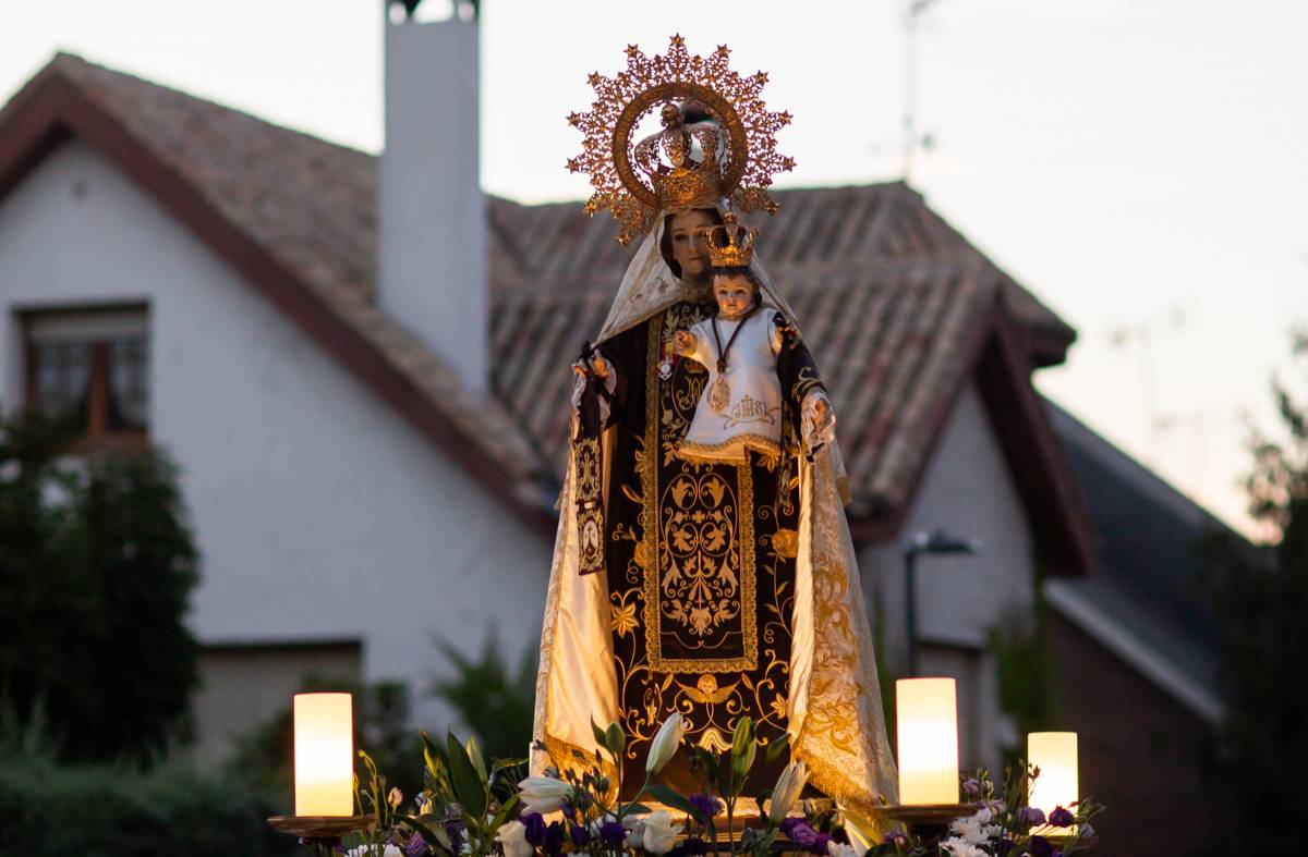 La Misa y Procesión ponen el broche de oro a las fiestas del Carmen de Pozuelo 