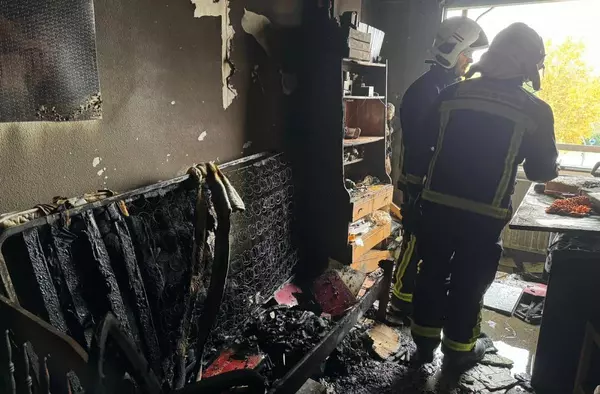 Una bicicleta eléctrica provoca un incendio en una vivienda de Pozuelo