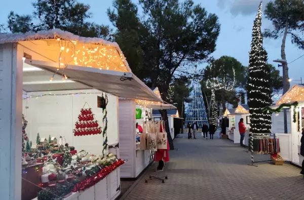 El Mercado del Regalo Navideño de Pozuelo abre sus puertas este viernes en la Avenida de Europa