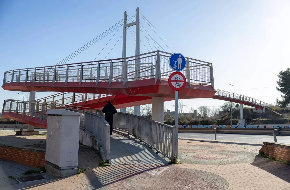Renovación integral de dos pasarelas peatonales de Pozuelo de Alarcón