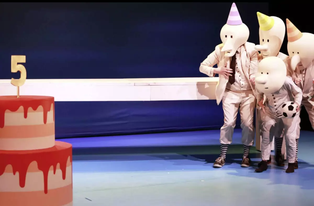 TEATRO FAMILIAR. 'Mr Bo'. 23 de Marzo en Majadahonda