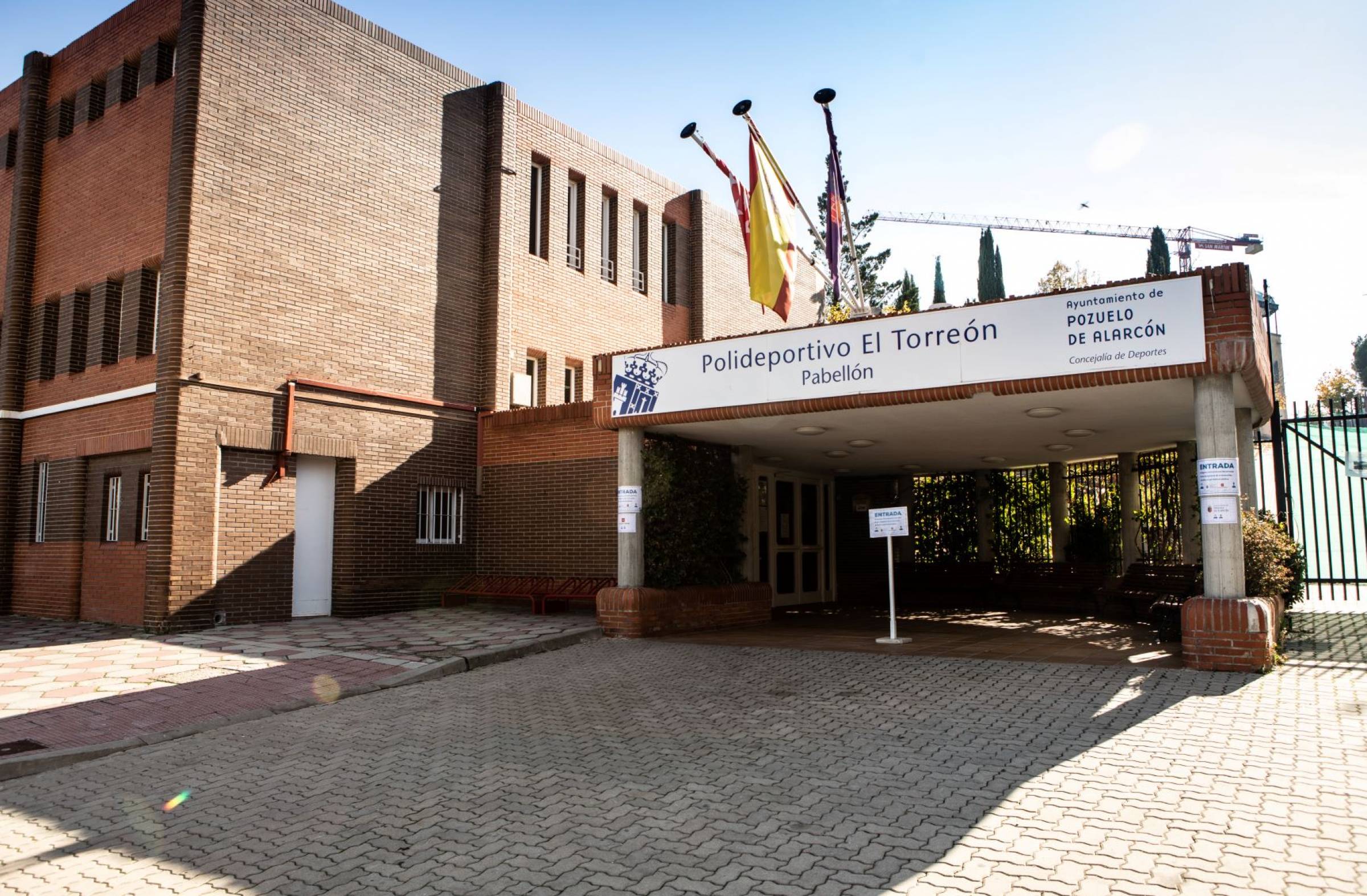 El Ayuntamiento de Pozuelo rehabilitará las cubiertas de los polideportivos El Pradillo y El Torreón este verano