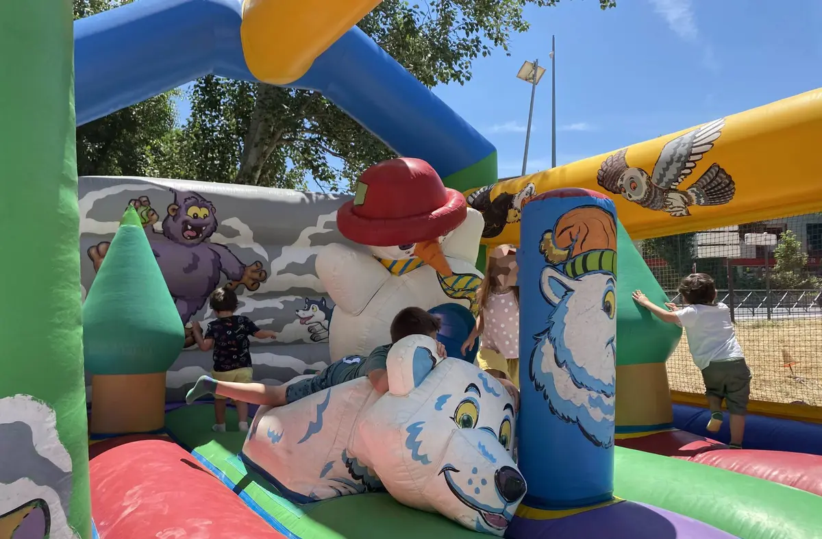 Atracciones hinchables, juegos y espectáculos en Pozuelo de Alarcón por el Día de la Familia
