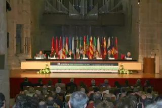 La concejal de Educación participa en el Encuentro de Consejos Escolares del Estado en Cáceres