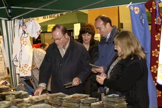Encuentro de Asociaciones en la II Edición del Mercadillo Solidario en Pozuelo
