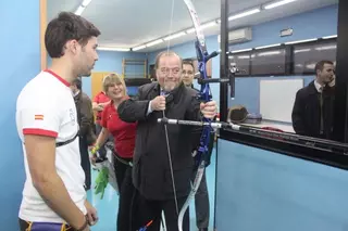 El Alcalde de Pozuelo inauguró oficialmente las nuevas instalaciones del Polideportivo Carlos Ruiz