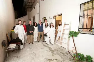 Más de 50 voluntarios han colaborado en la rehabilitación de viviendas este fin de semana en Pozuelo
