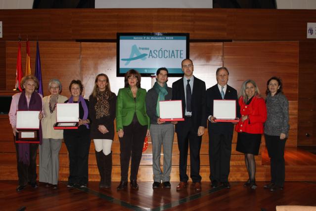 El Ayuntamiento entrega el Premio ASÓCIATE a las asociaciones del municipio como reconocimiento a su labor