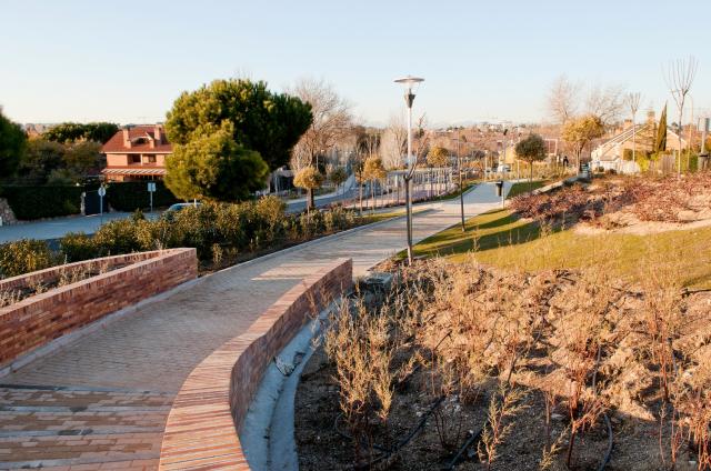 Pozuelo estrena el nuevo parque Eje de Carlos III, ubicado en la zona de la Estación
