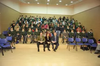 Gonzalo Aguado presenta el I Plan de Integración y Convivencia 2011-2014 ante un grupo de escolares