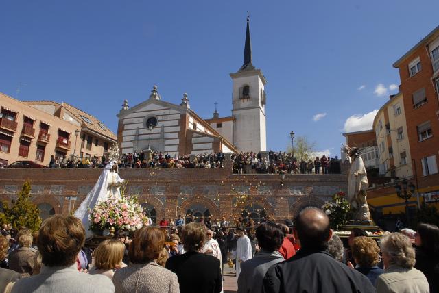 Pozuelo celebra Semana Santa con misas, procesiones y la la tradicional Tirada de Aleluyas