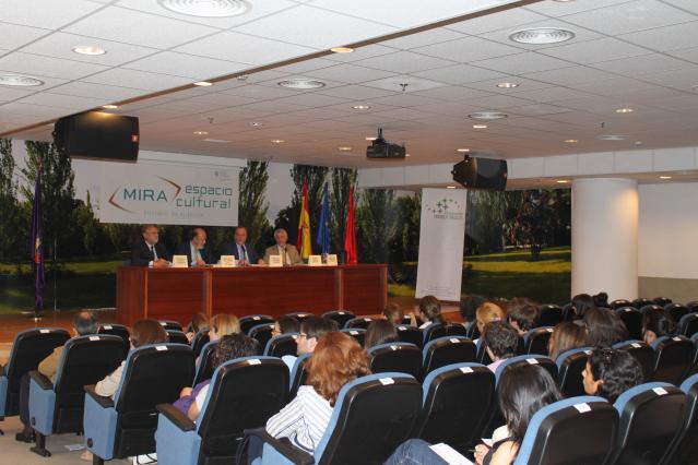 El Ayuntamiento mantiene abierto el plazo de inscripción para el IV Curso de Verano: El Mercado, La Crisis y Europa