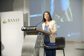 Adrados asegura que eliminará trabas a las actividades económicas para facilitar la creación de empresas