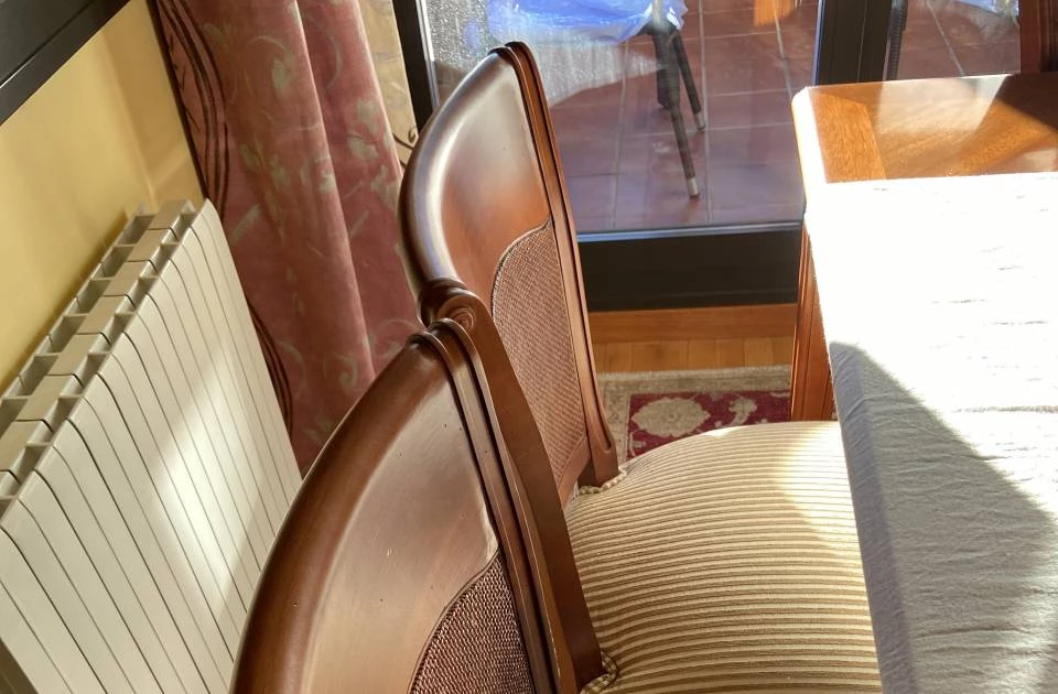Vendo Comedor de madera